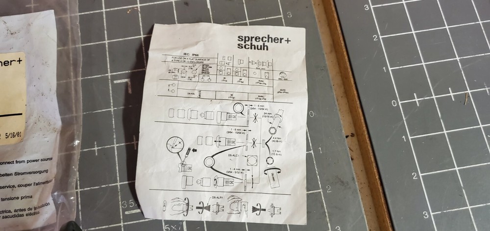 Sprecher + Schuh Key Maintained Selector Switch, DM684X10