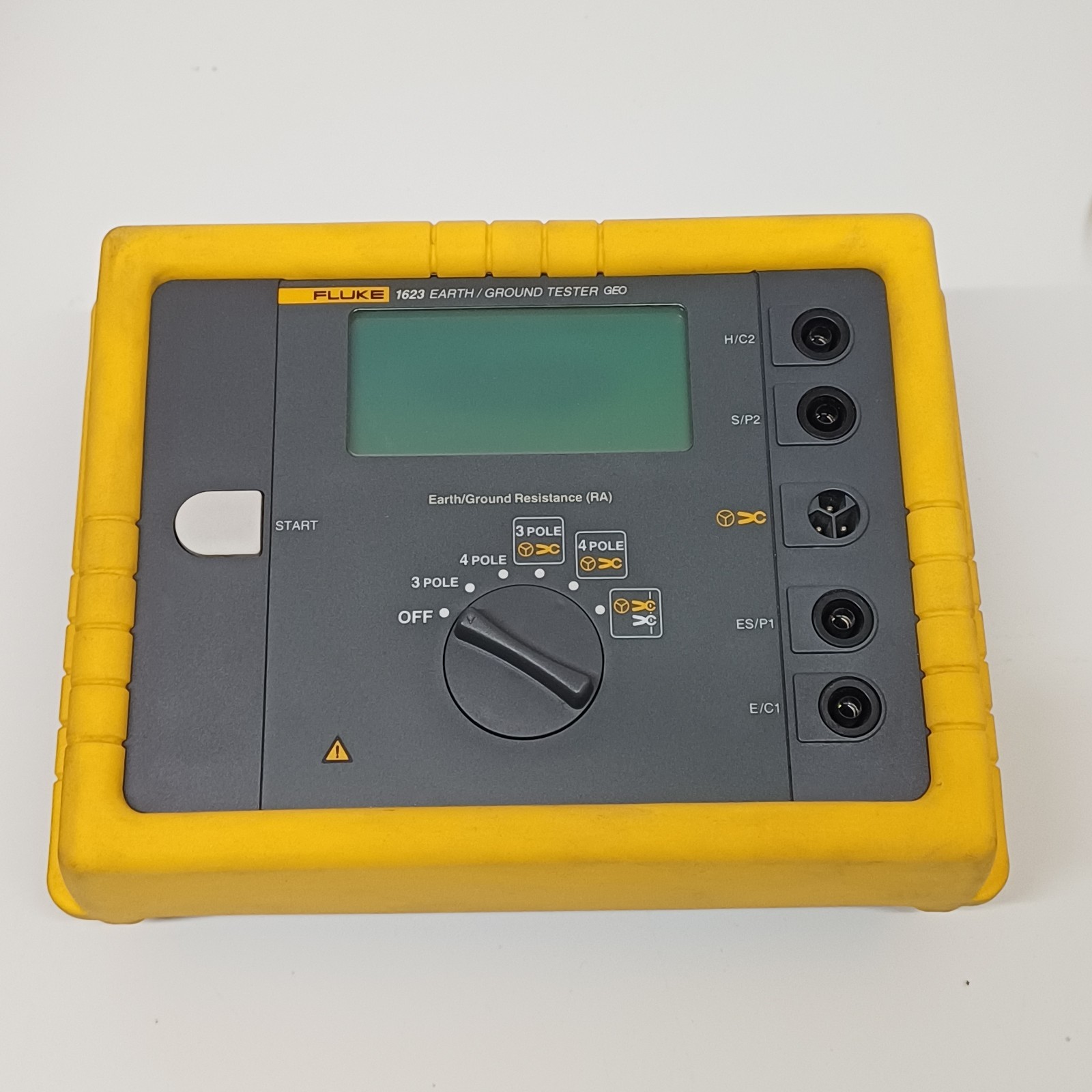 Fluke 1623 Earth Ground Resistance Tester Kit GEO w/ Leads & Case