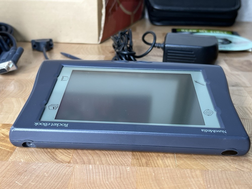 Vintage Rocket eBook Pro 16mb by Nuvomedia Reader Tested Working - COMPLETE