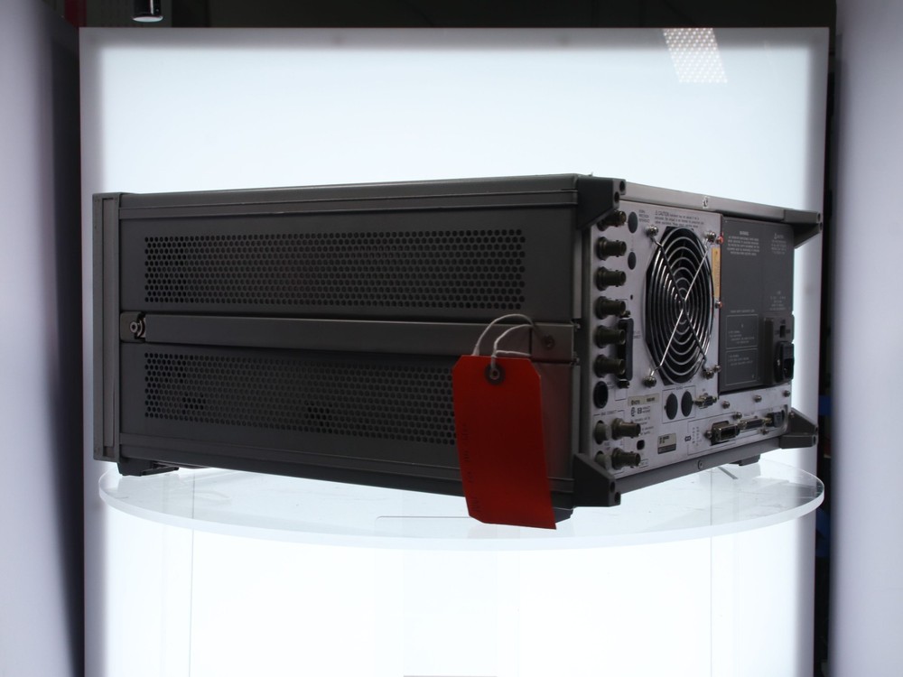 HP/Agilent 8753E 30kHz-6GHz Network Analyzer S-Parameter Test Set