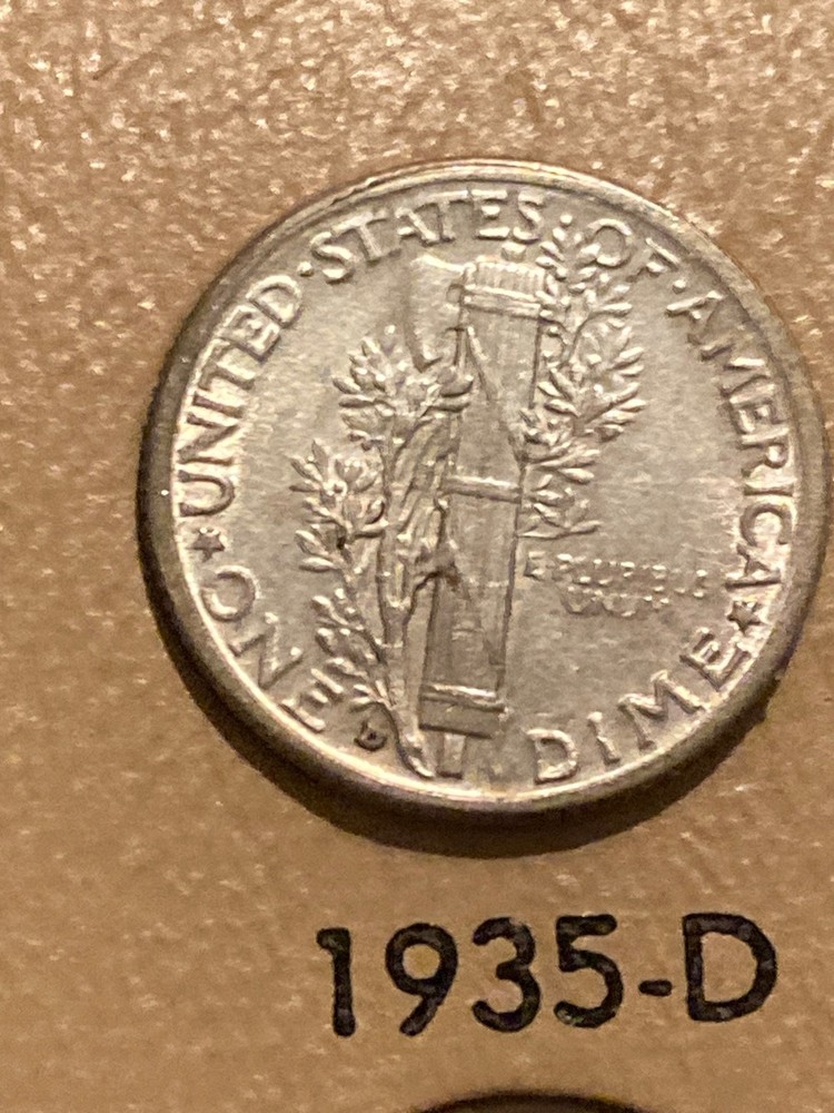 1935 D Mercury Dime ABOUT UNCIRCULATED