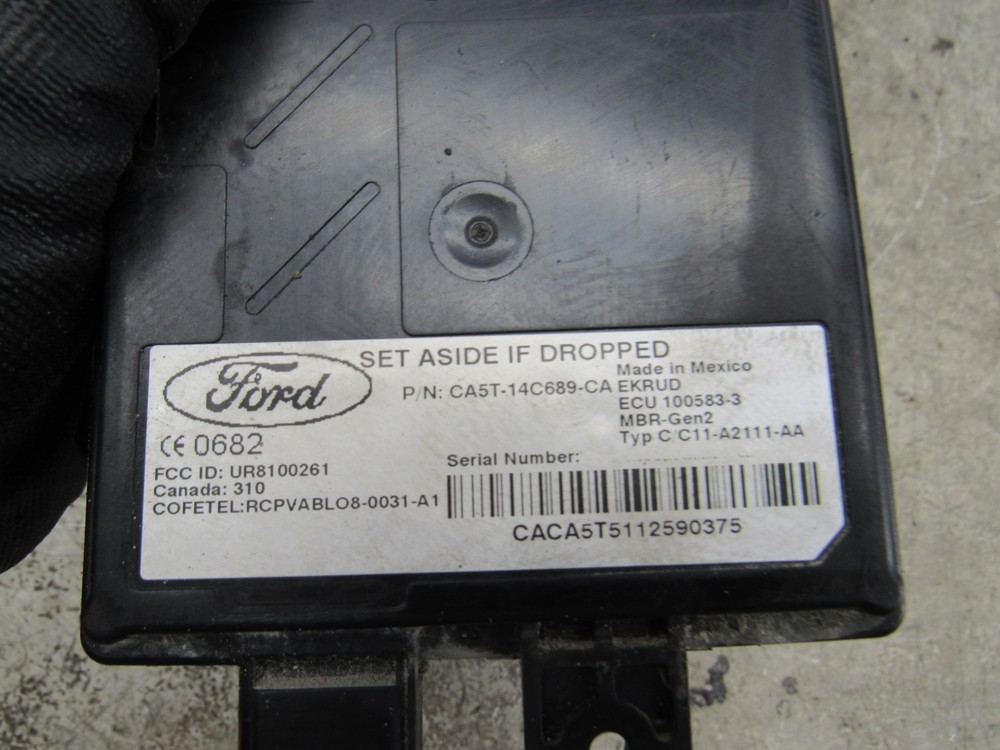 2012 Lincoln MKS left / right blind spot alert control module radar computer ECM