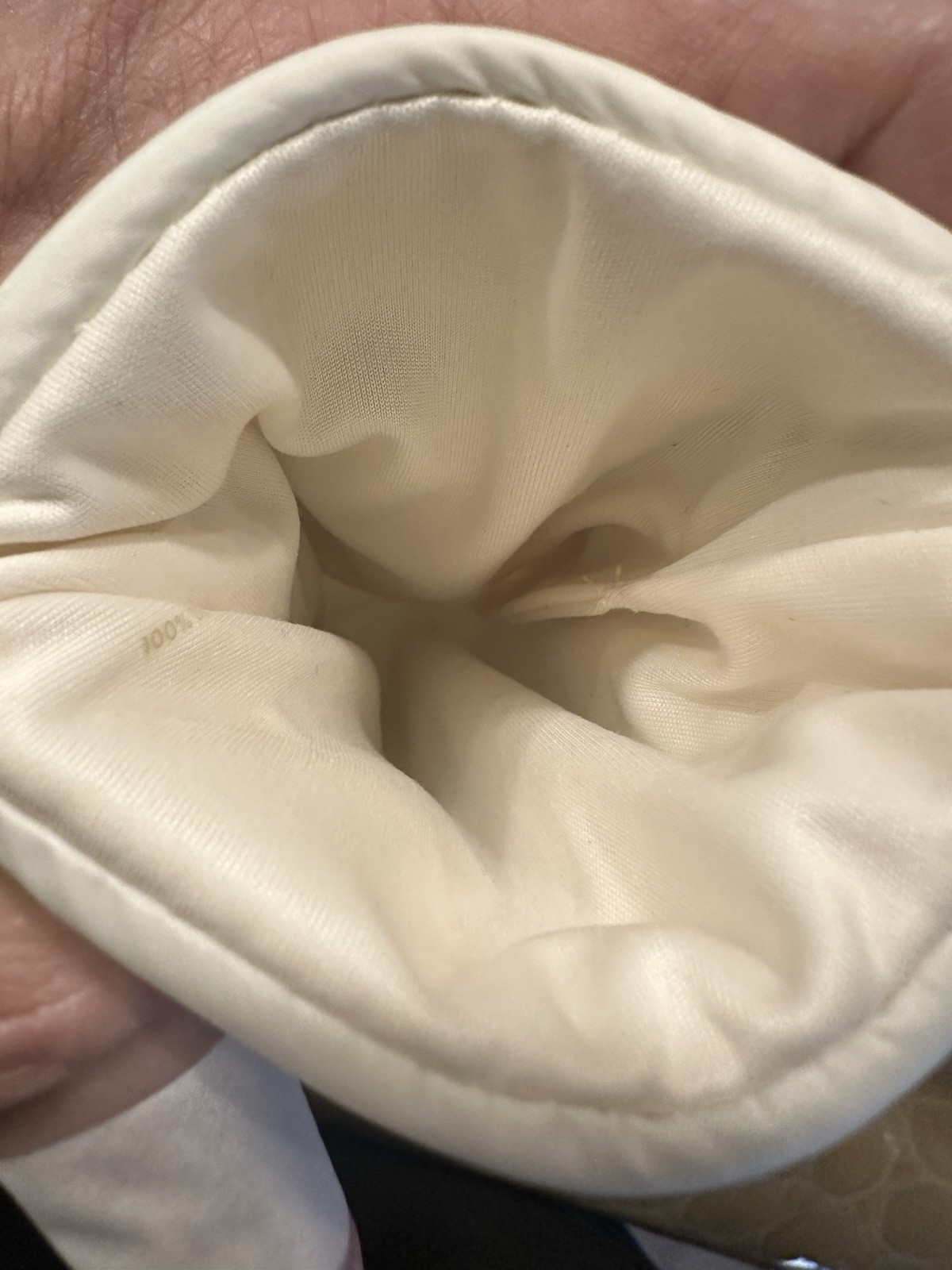 BRAND NEW MONCLER WHITE AUTHENTIC EYEGLASSES SUNGLASSES POUCH CASE AND BOX