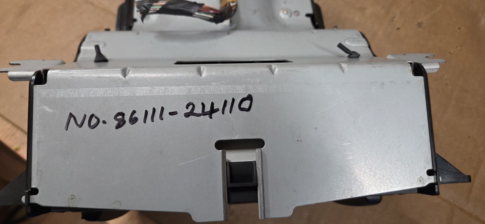 2002-2004 LEXUS SC430 DASH NAVIGATION INFO RADIO DISPLAY SCREEN OEM