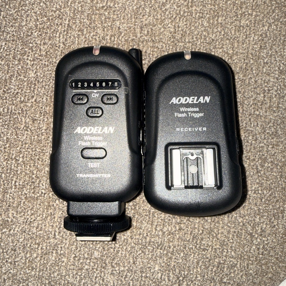 AODELAN FT-8 WIRELESS FLASH TIGGER SET TRANSMITTER & RECEIVER KIT