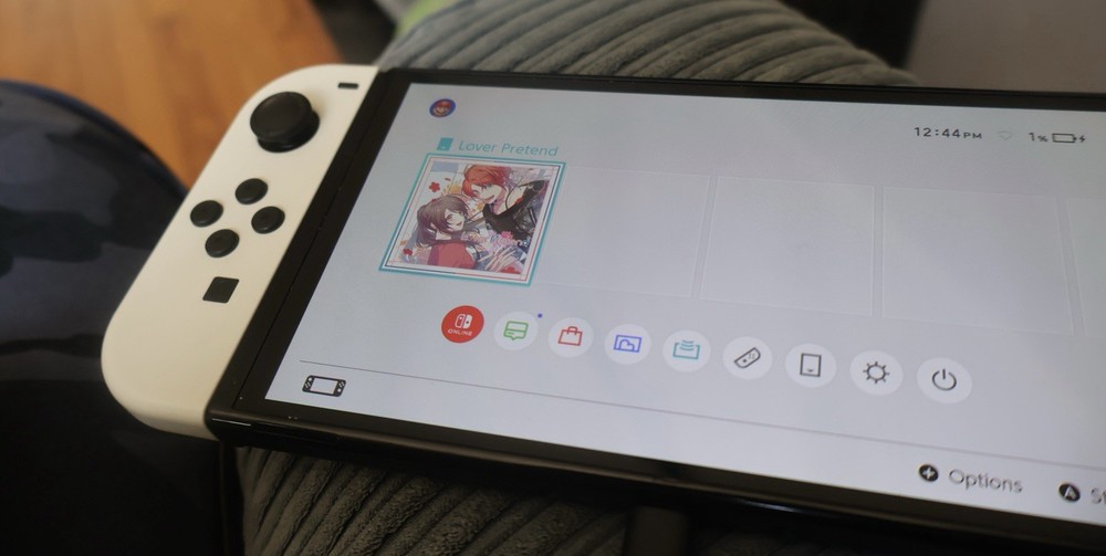 USED WHITE OLED SWITCH + 128GB SD CARD + NITRODECK