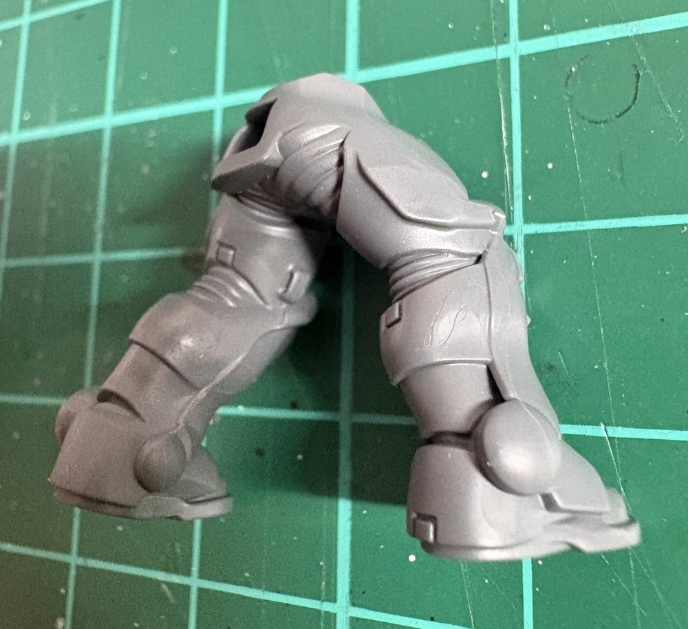 Warhammer 40K Primaris Chaplain Legs – Character Armour Lower Body Kitbash