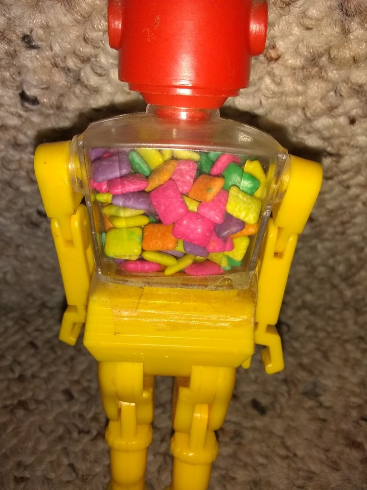 EXTREMELY RARE 1970/80s Chiclets TINY Chewing Gum Container Storage ROBOT (Pez)