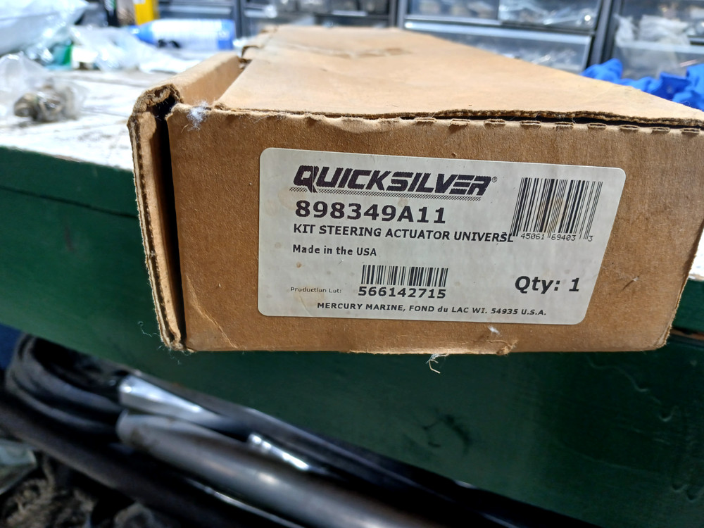 Mercury Steering Actuator 898349a11