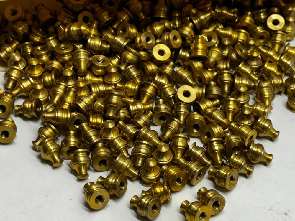 100pc BULK  11/16" Height 1/4-27F Thread Solid Brass Pyramid Lamp Finial Cap Nut