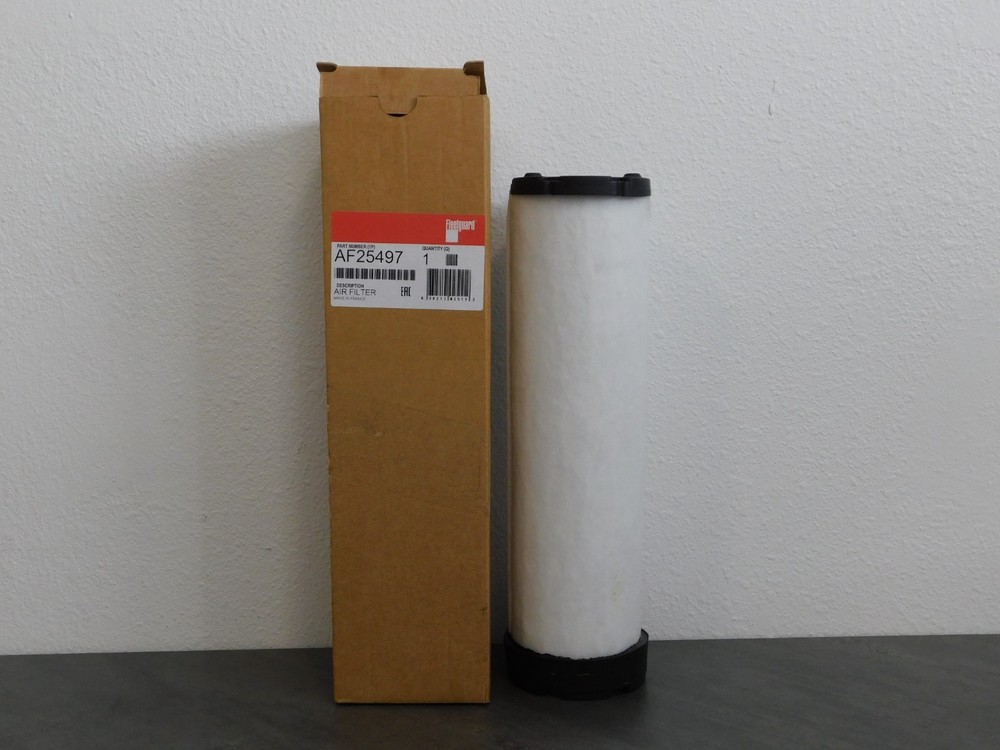 AF25497 FLEETGUARD AIR FILTER