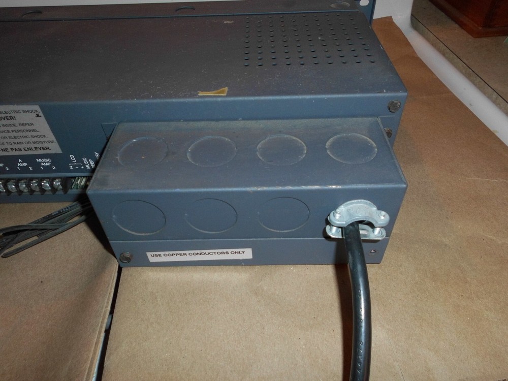 RAULAND MODEL 2524 MASTER CLOCK WORKING