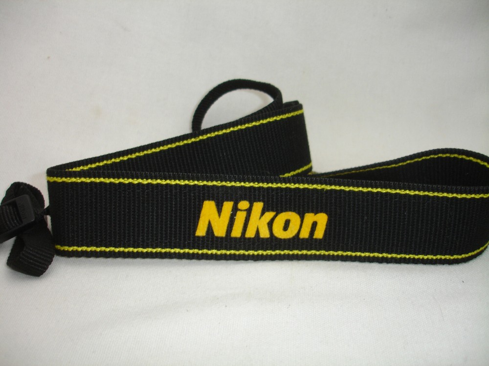 Genuine NIKON CAMERA NECK STRAP AN-DC3 ( older version )