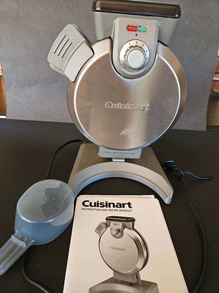 Cuisinart Vertical Belgium Waffle Maker Model  VWM-200PC1