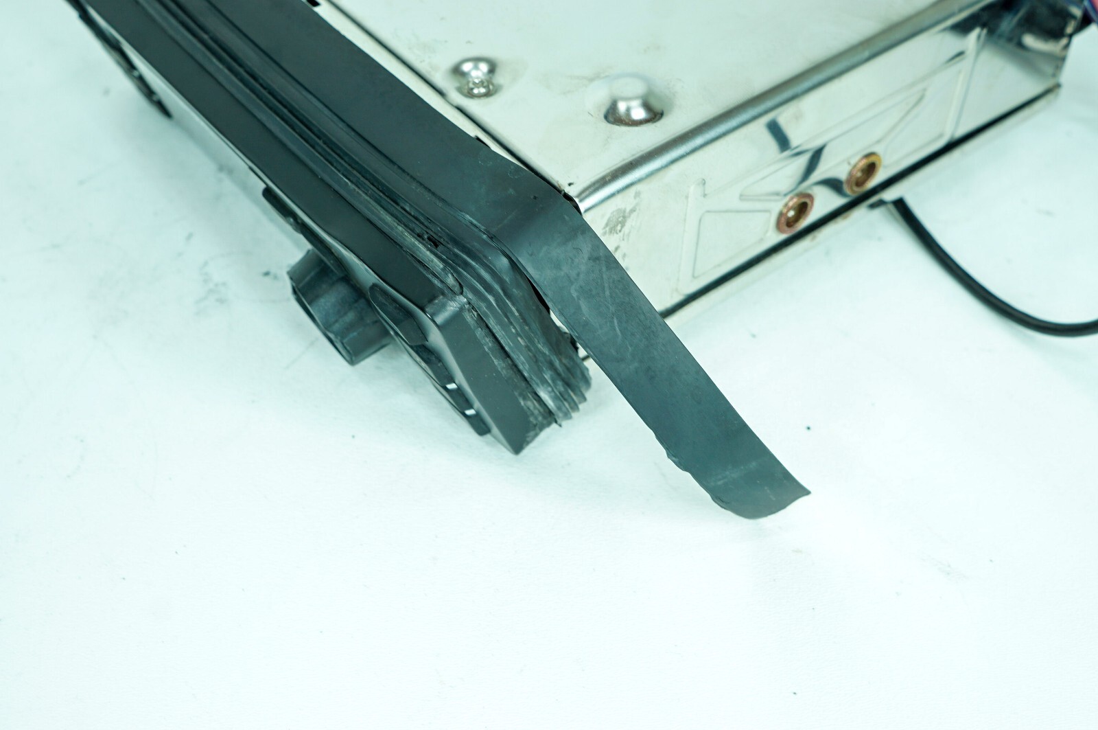 12 Harley Road Glide Touring Rockford Fosgate Media Receiver DAMAGED HD9813 1325