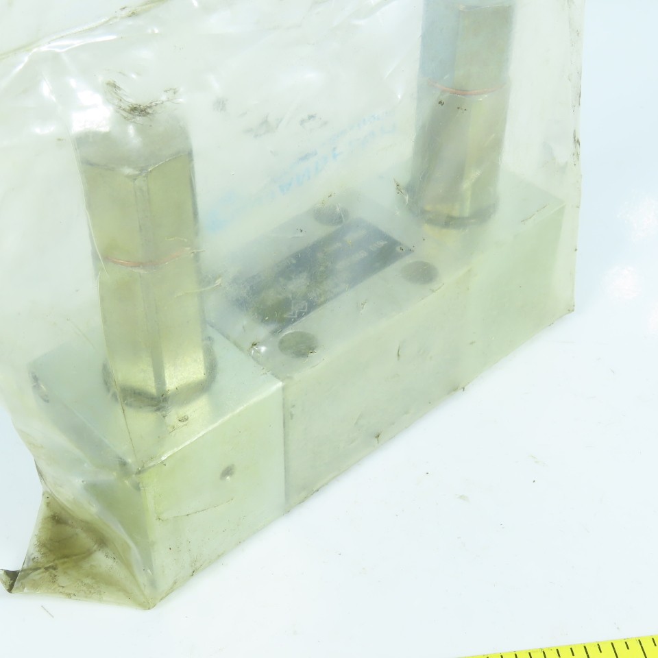 Wandfluh AQ4Z60-S2172 Integral Pressure Reversal Operated Hydraulic Spool Valve