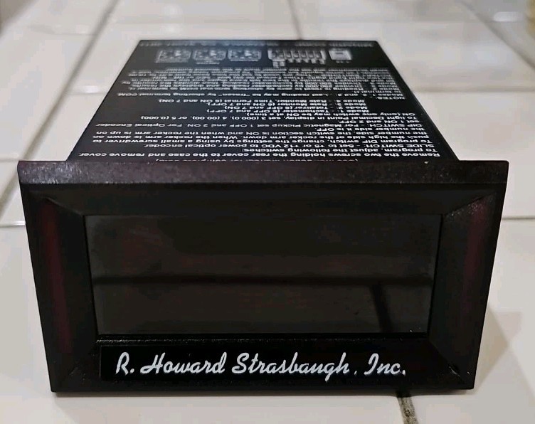 Minarik VT6-115 Multi-Function Tachometer Digital Indicator, 11VAC, 5.5W