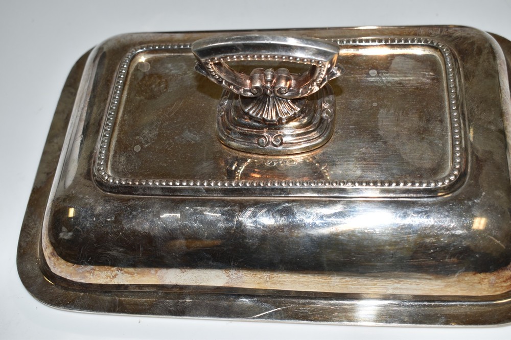 GORHAM SILVERPLATE? VINTAGE SERVER SERVING COVERED DISH (XDV78)