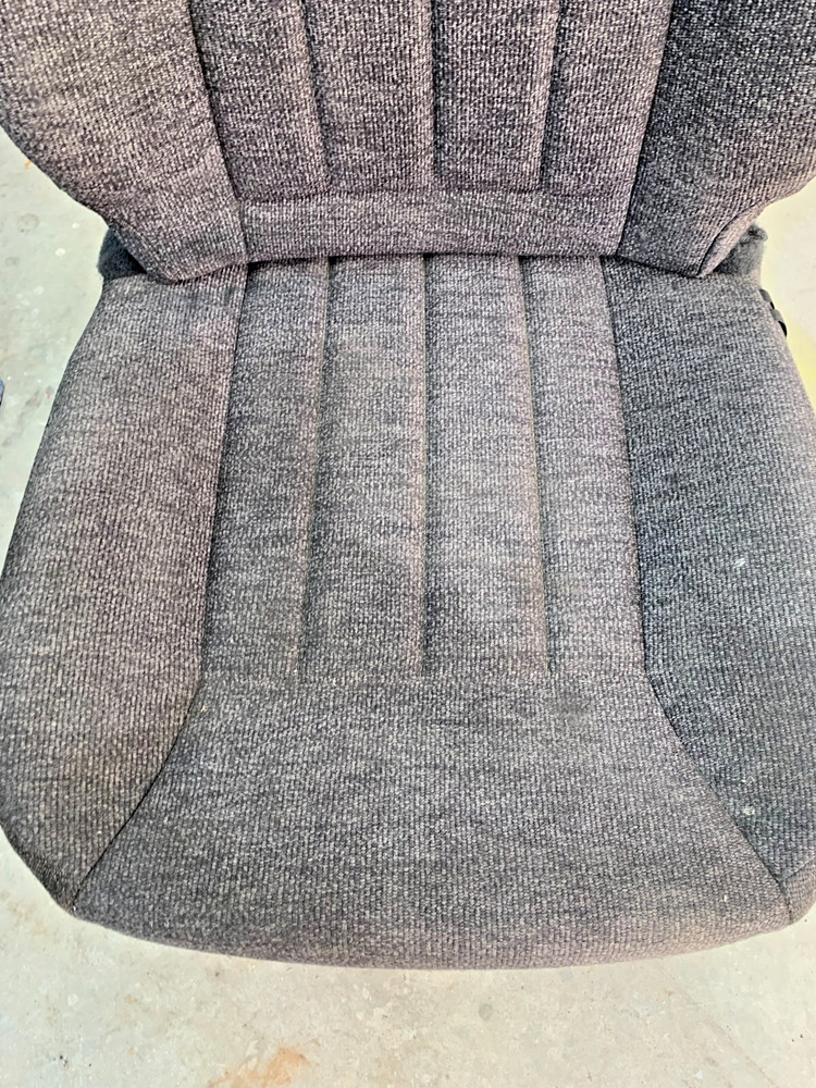 LOCAL!! Passenger Semi Seat Gray w/ Storage Box
