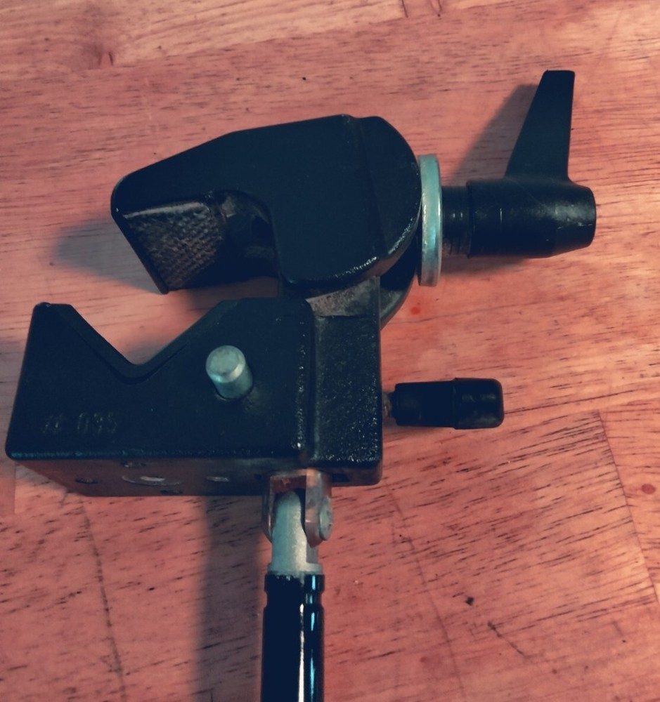 Manfrotto 035 Super Clamp - with BOGEN monopod & camera mount