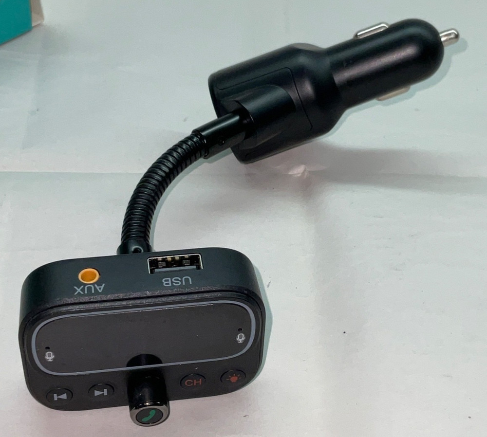 Multifunction Wireless Car MP3 Player USB Charger FM Transmitter Bluetooth Kit