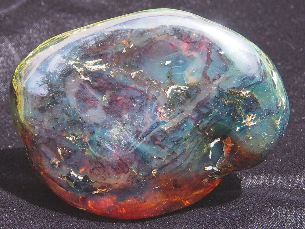 Fully Polished Mexican Amber 118.3 g