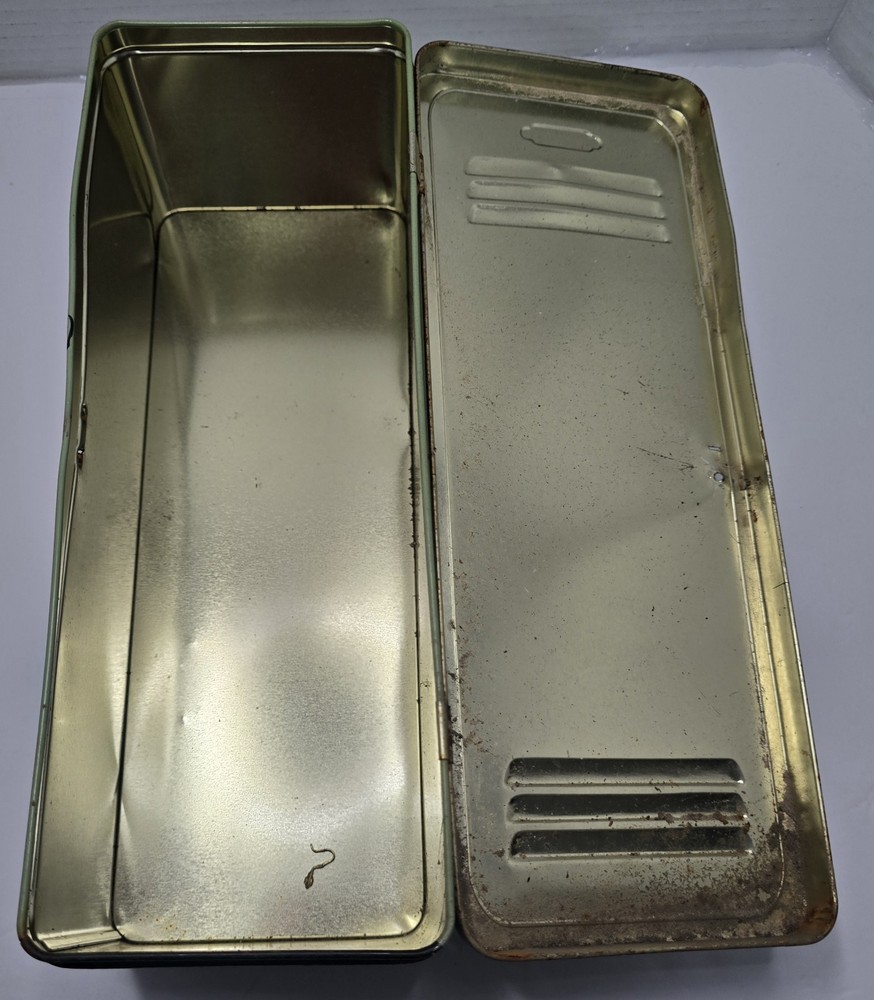 Marvel Amazing Spiderman Tin Type Locker-2000 - No Handle & Some Rust. 12x4x4