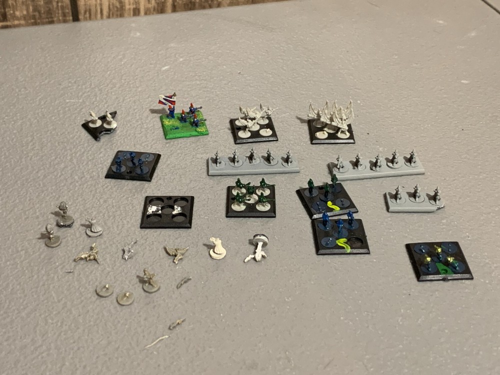 A11351 EPIC WARHAMMER 40K ELDAR CRAFTWORLDS BROKEN LOT