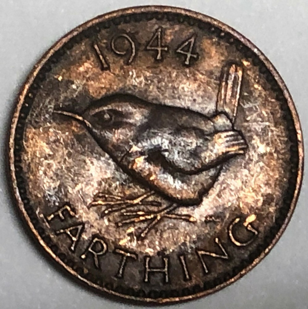 # C8558   GREAT BRITAIN     COIN,    FARTHING   1944