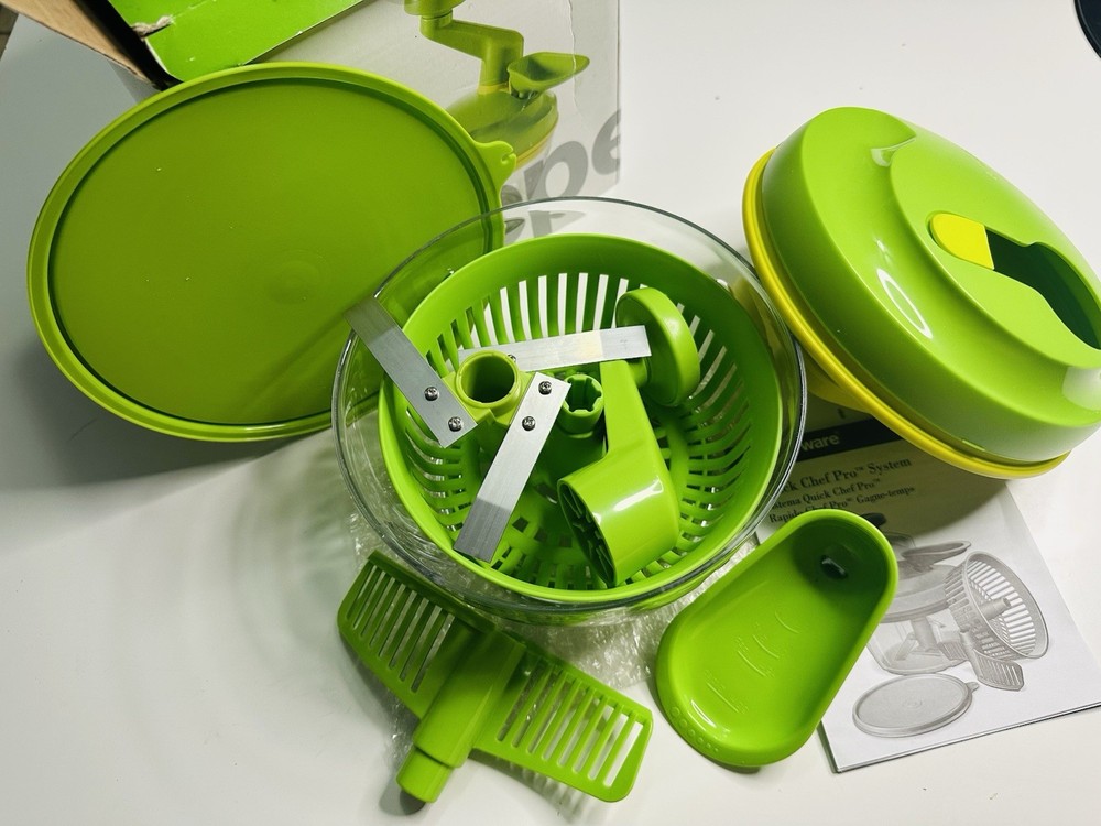New Tupperware Quick Chef Pro Manual Turn Handle Food Processor Lime Green