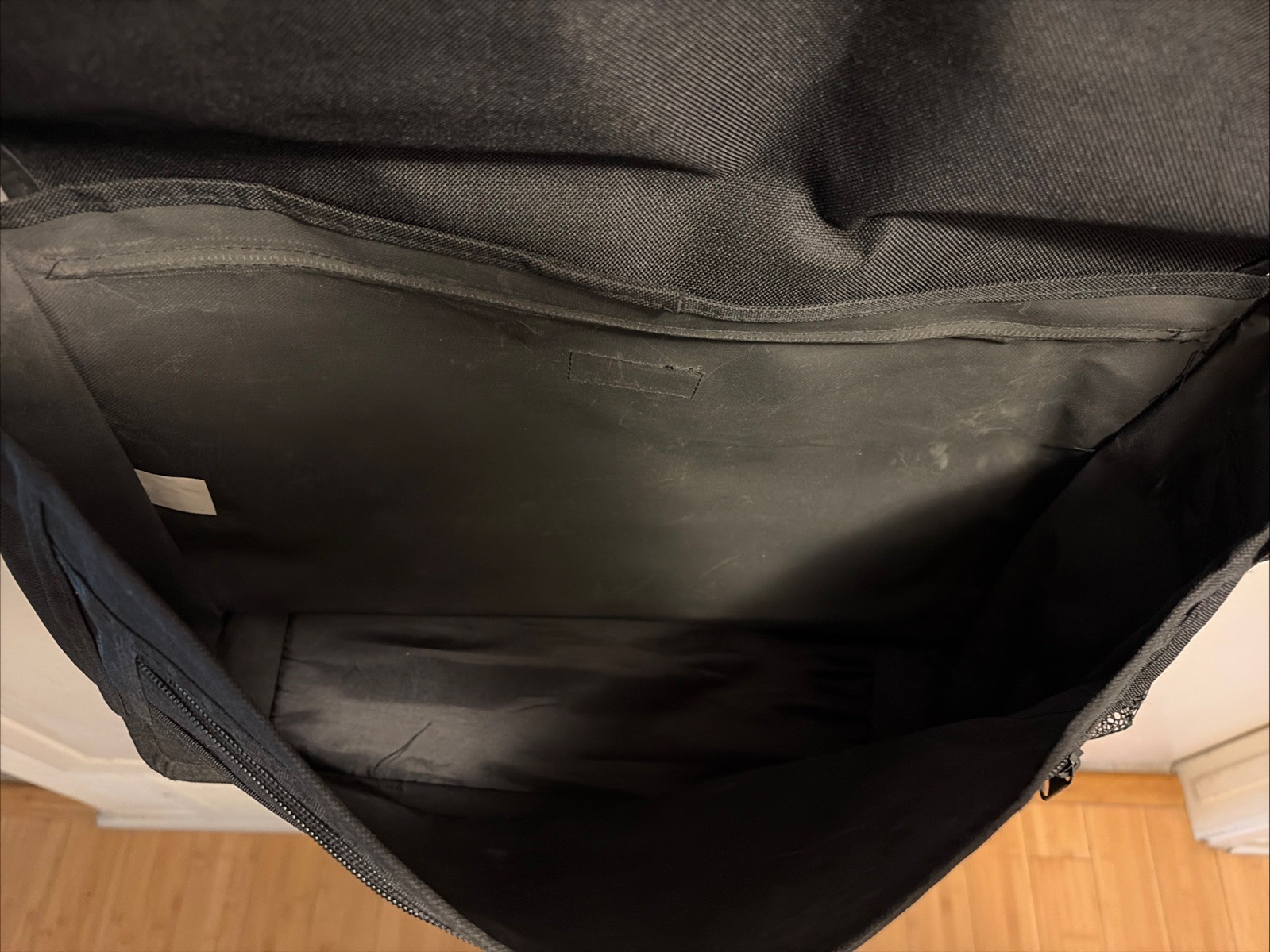 Disney Pixar Wall-E Messenger Bag Black Promo Employee Crew Gift