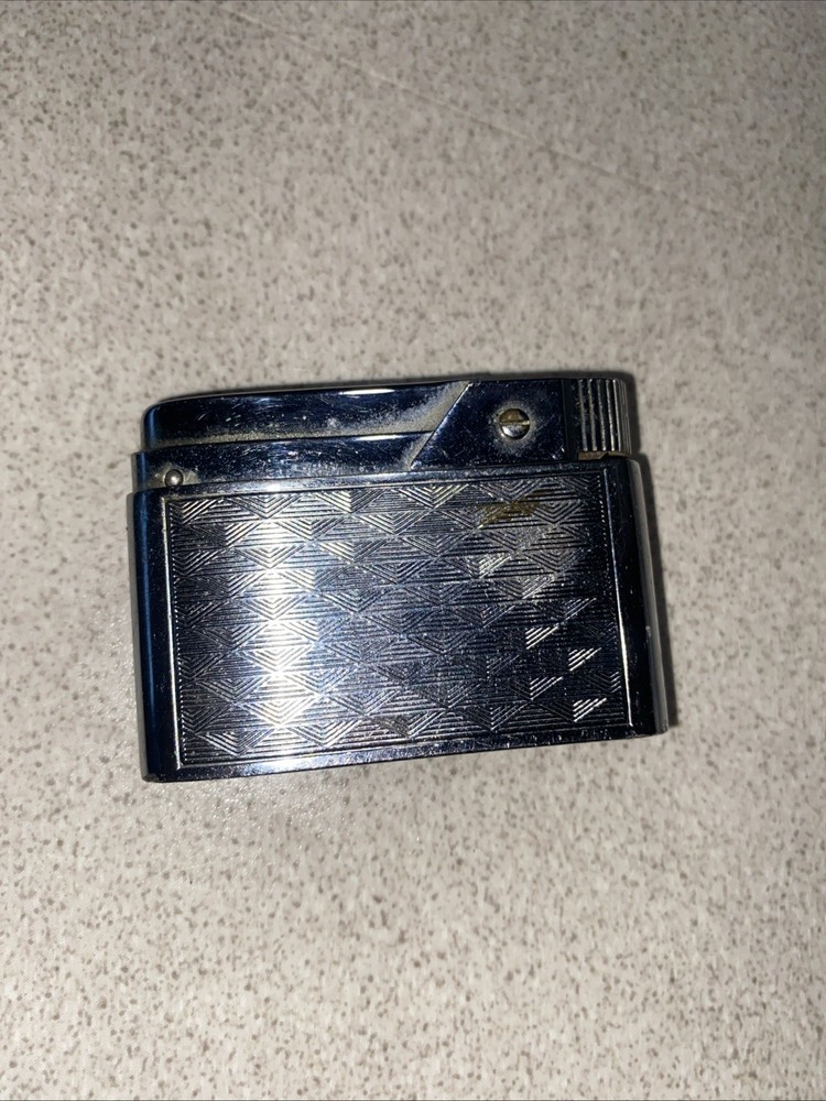 vintage ronson Bently  Cigarettes lighter