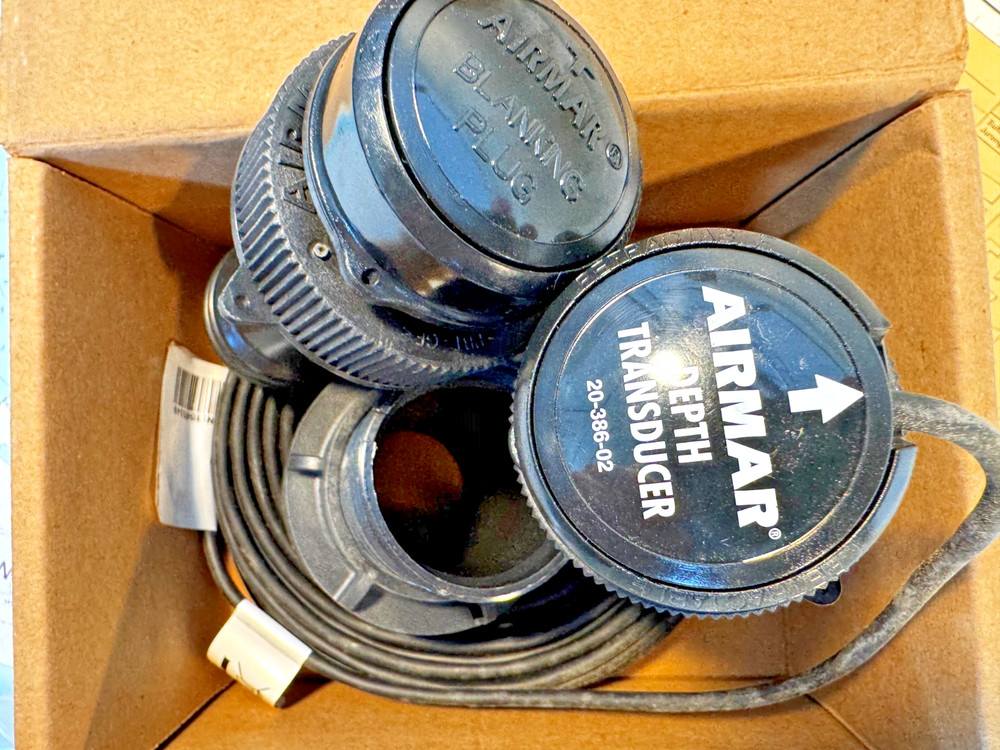 Raymarine E26030 Thru-Hull Depth Transducer - Retractable E800-P17 FAST FREIGHT!