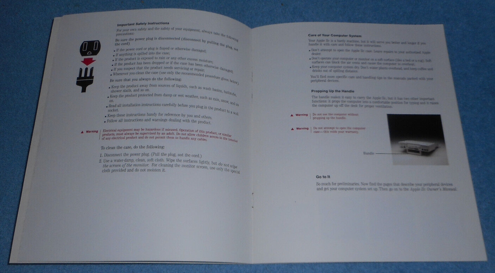 1984 Apple Setting Up Your Apple IIc Computer Instruction Manual Guide Booklet