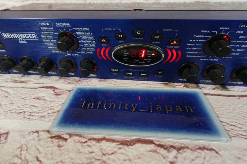 BEHRINGER V-AMP PRO Guitar Amp Simulator Multi-Effects fast ship from japan