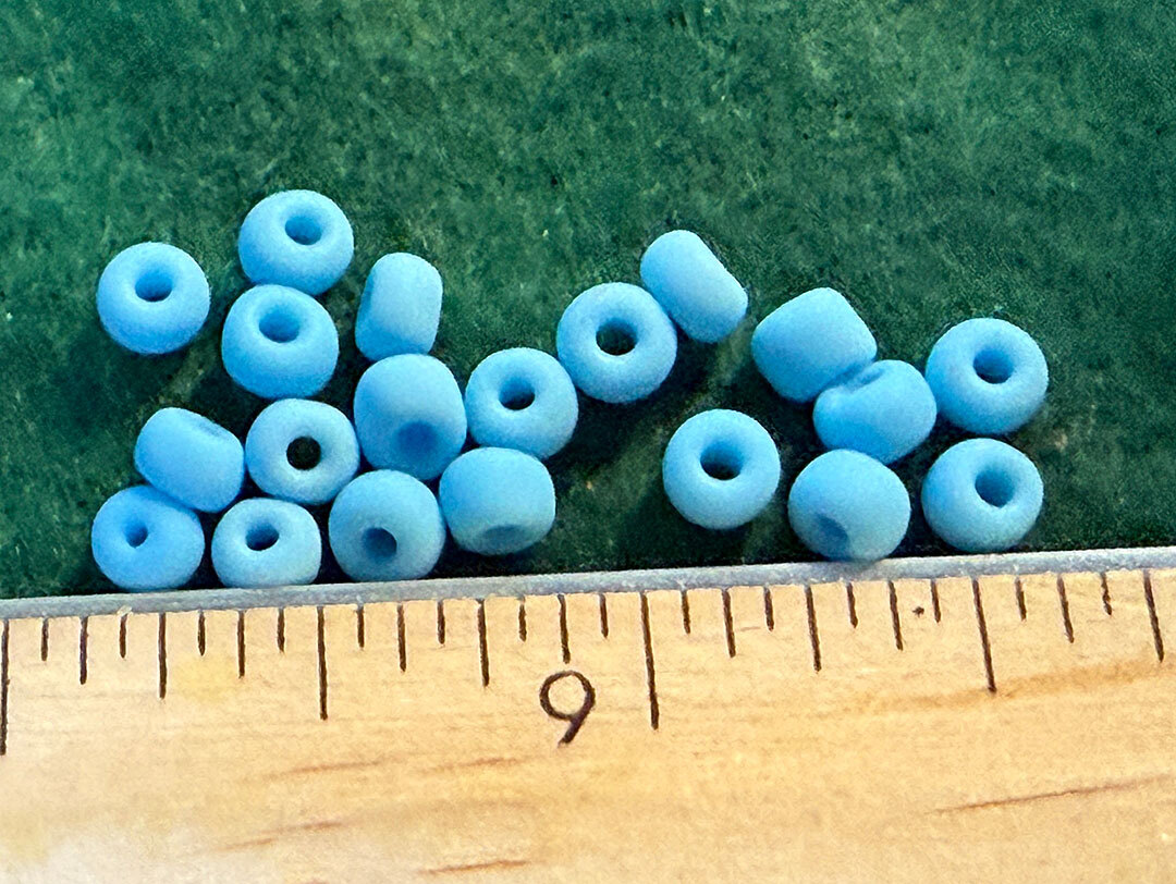 (20) Crow Indian Original Sky Blue Padre Glass Trade Beads Fur Trade Era ++