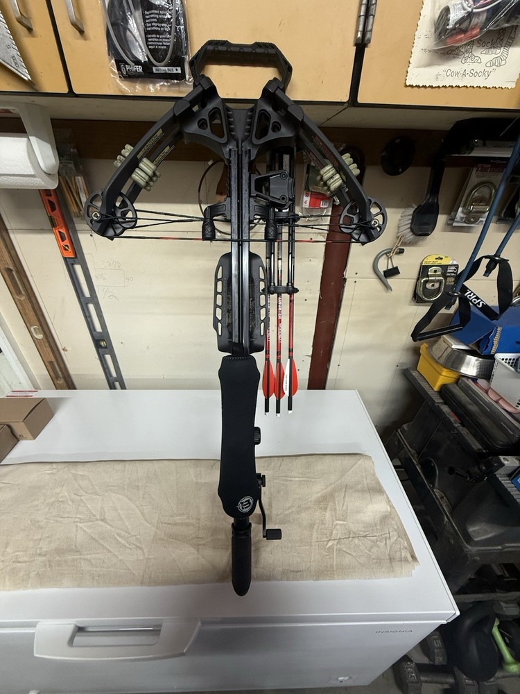 Barnett Xp 390 Crossbow with Arrows