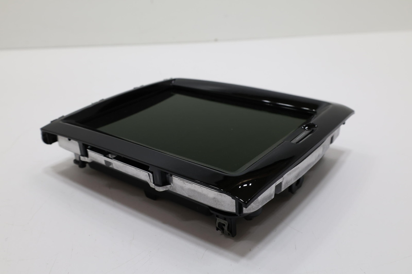 2021 - 2025 VOLVO XC60 FRONT DASH CENTER DISPLAY SCREEN MONITOR 9" OEM 32218885