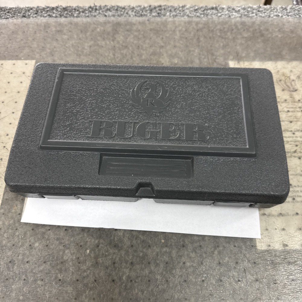 Ruger GP100 Factory Case & Manual