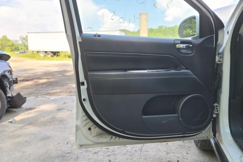 Camera/Projector Classic Style Rear View Camera Fits 14-17 COMPASS 2064436