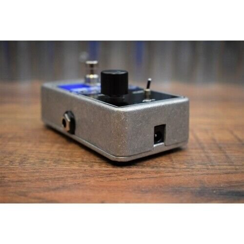 Electro-Harmonix EHX Neo Clone Analog Chorus Guitar Effect Pedal