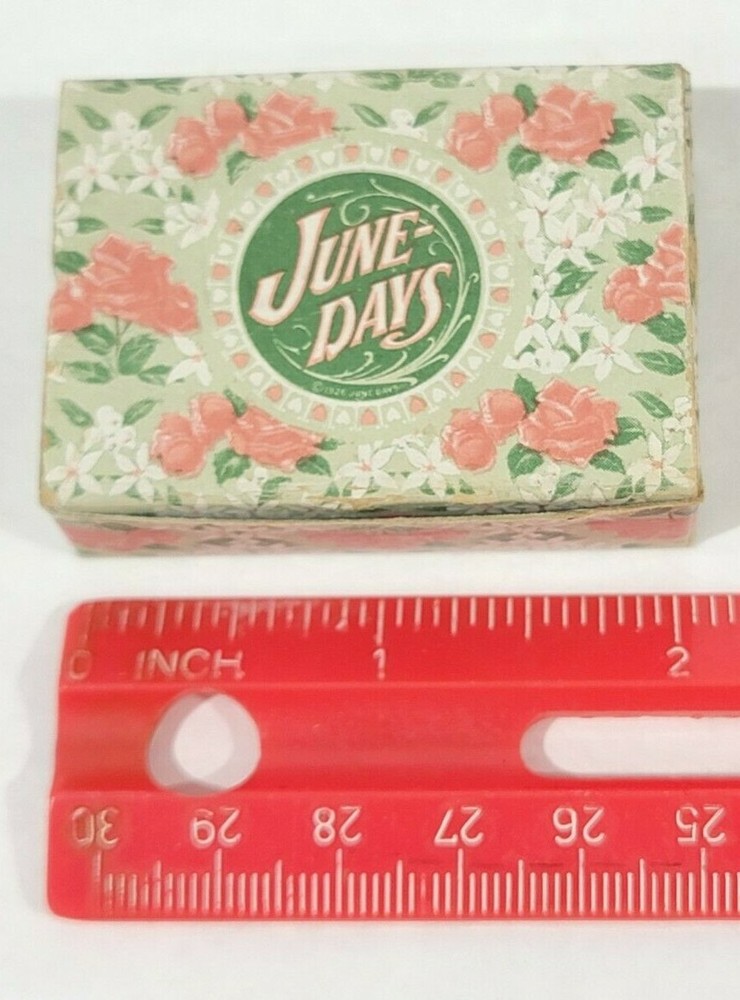 Antique June Days Complexion Powder Sample Size