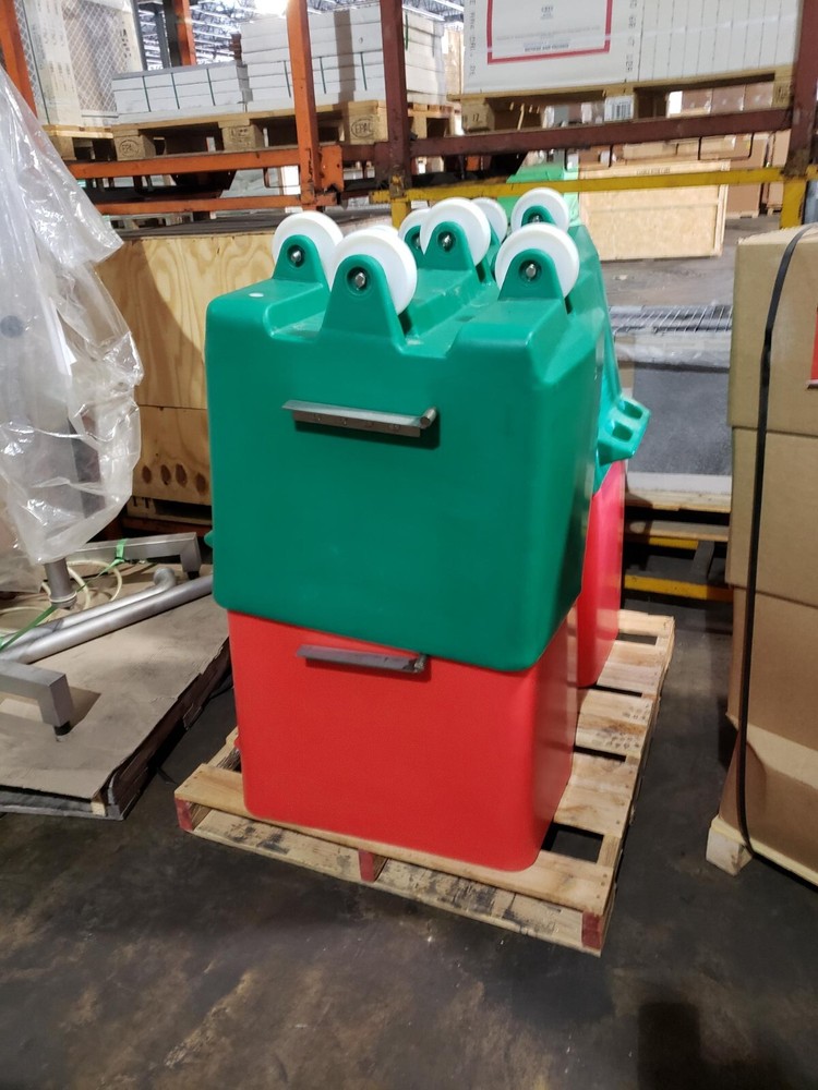 Dump buggy 400lb PLASTIC - EX DISPLAY