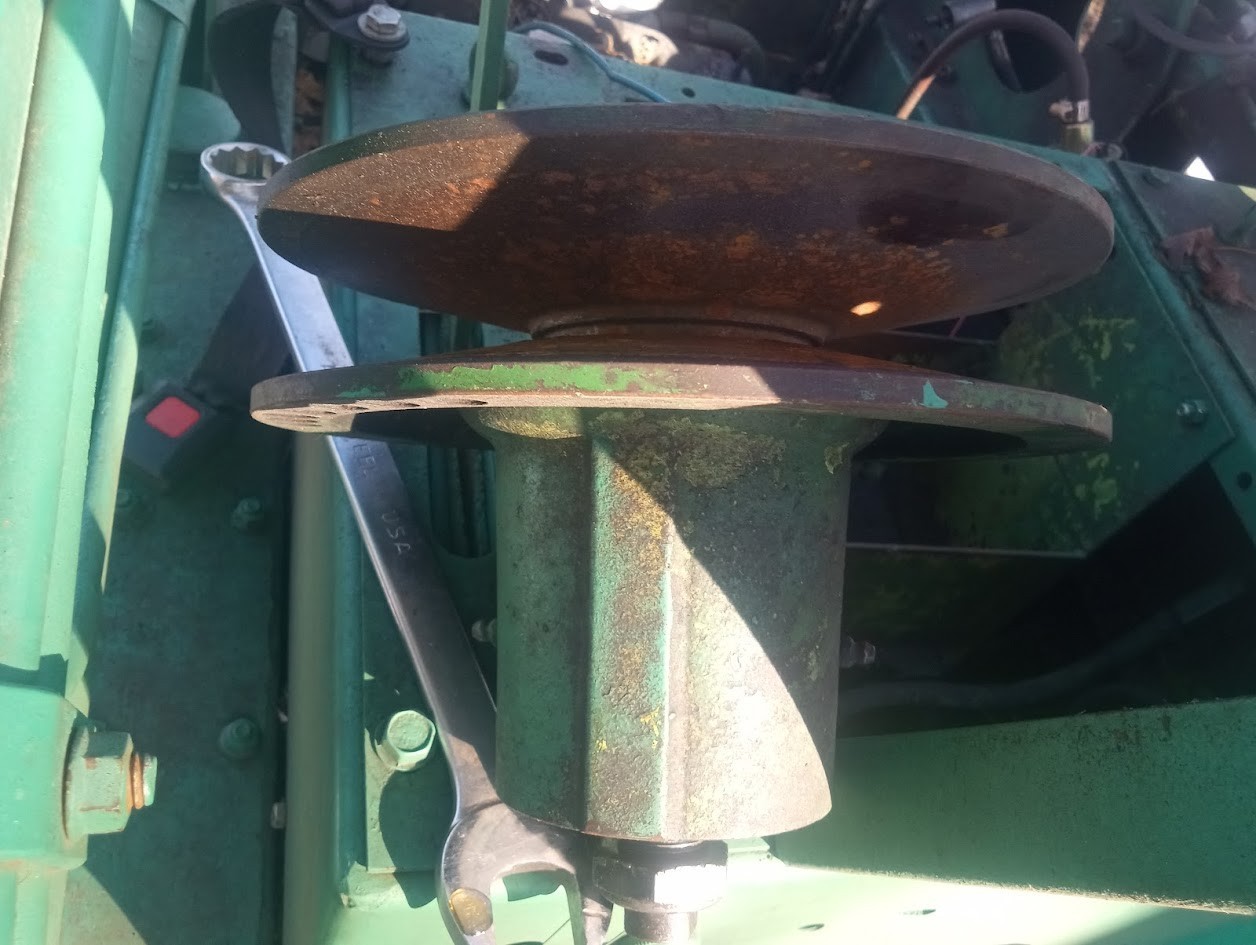 variable speed hydraulic drive for skidloader