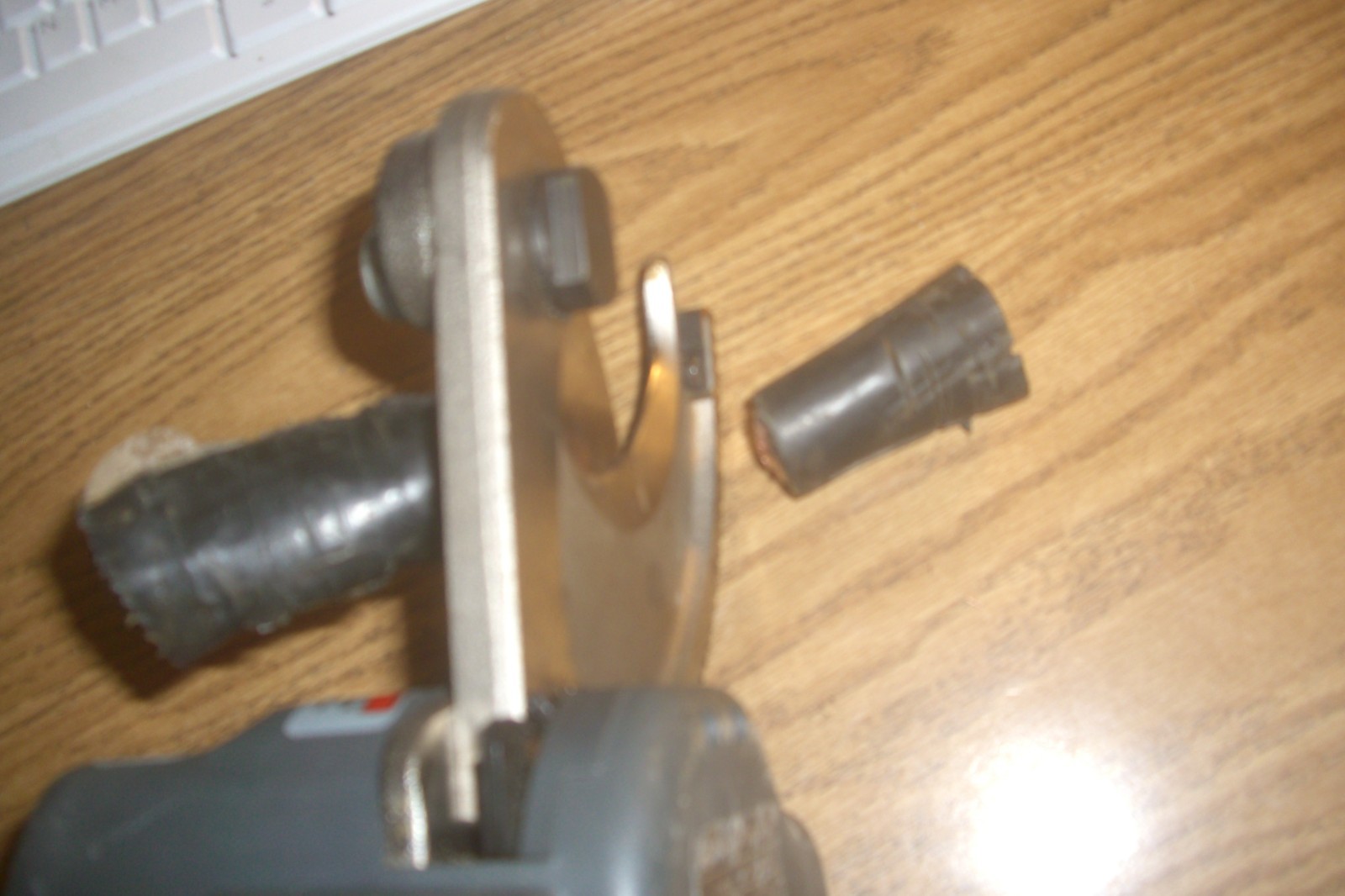 Huskie battery cable cutter REC-54 ACM TOOL ONLY