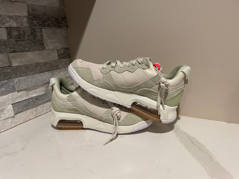 NIKE Jordan MA2