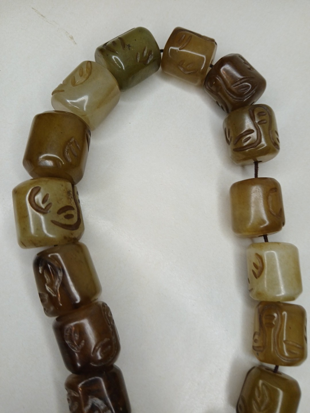 Antique Vtg Original China Tibetan Carved Prayer Jade Beads Buddha