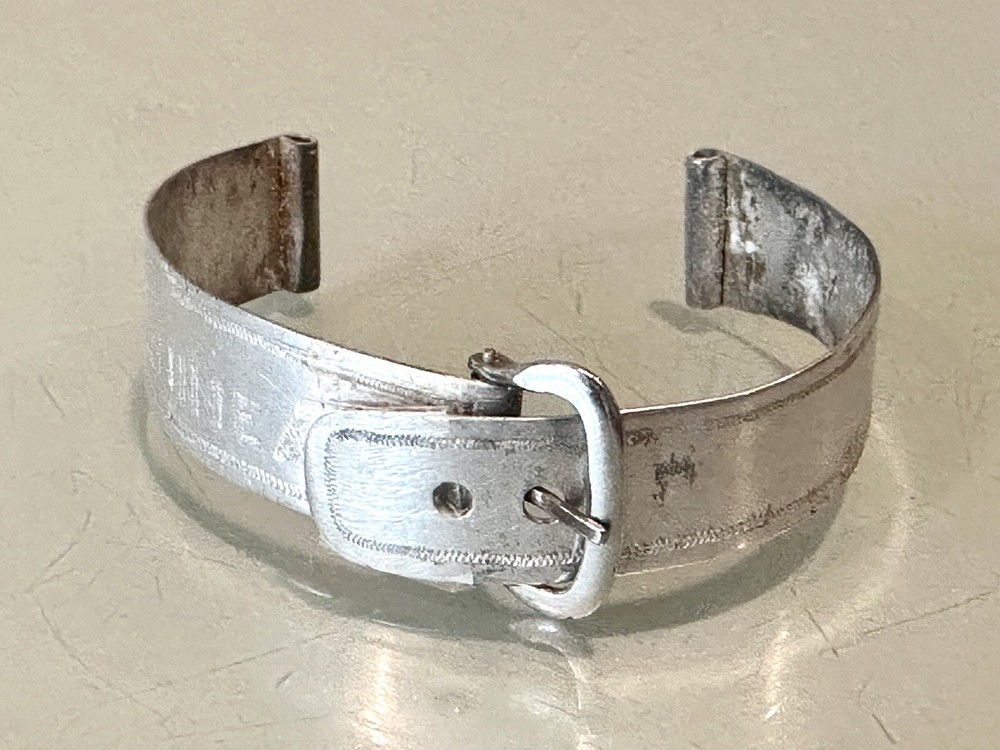 WW2 1945 South West New Guinea Military Army Aluminum Trench Bracelet Watch Band