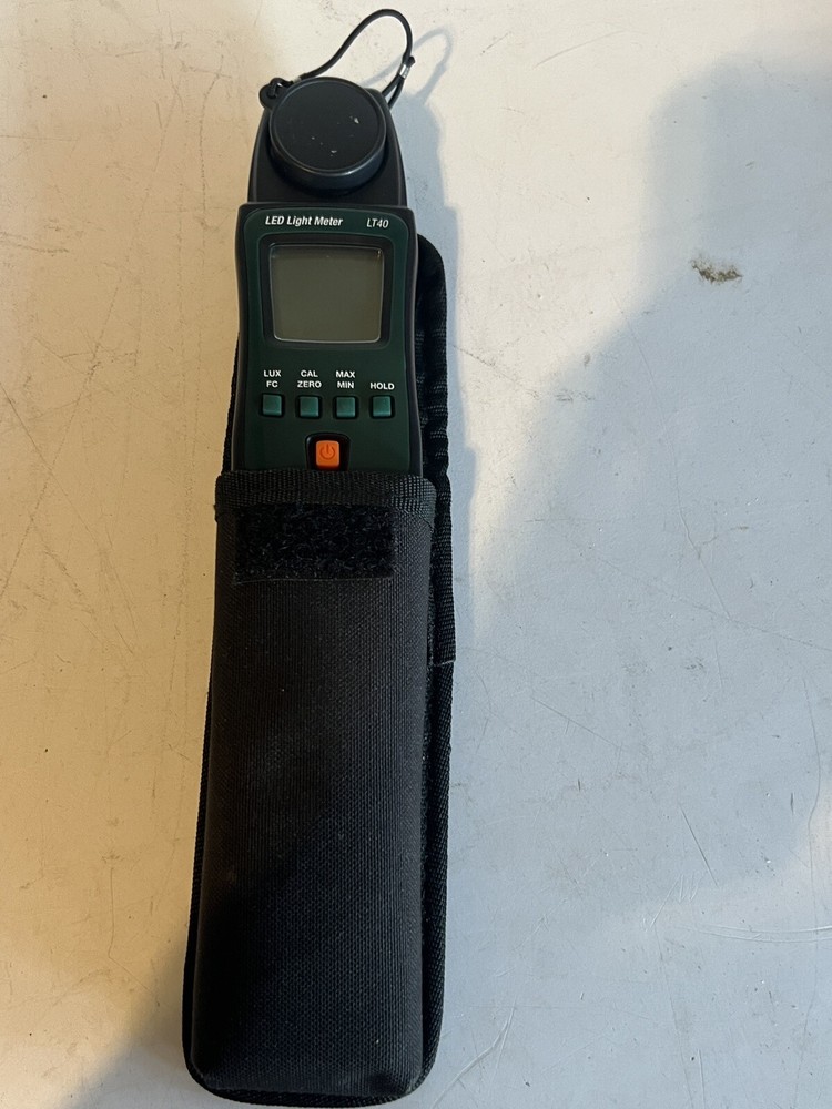 Extech LT40 LED Light Meter With Carrying Case High Accuracy Device