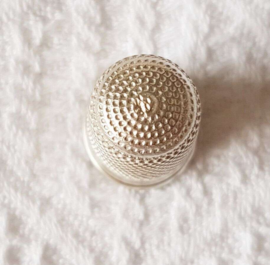 THIMBLE ~ 1914 ~Dimple Pattern ~ Hallmarked Sterling Silver (Chester)